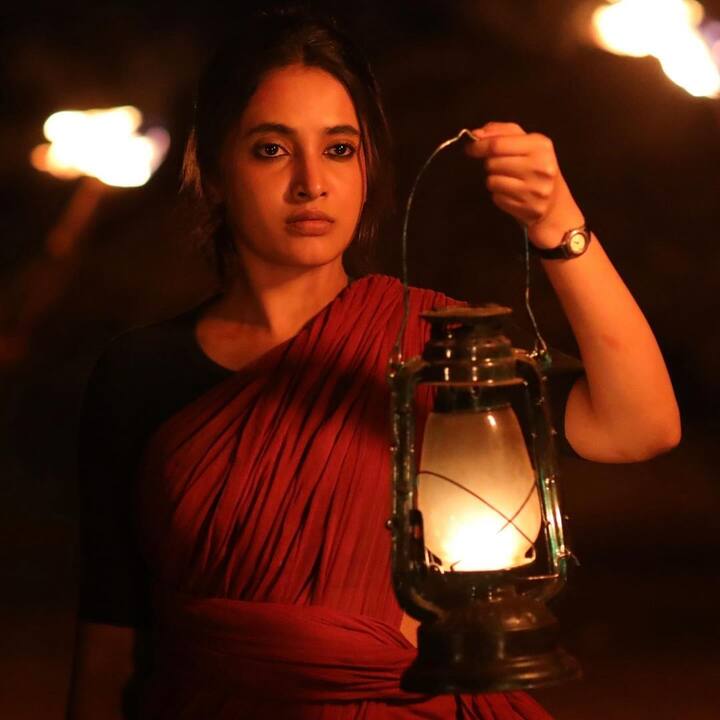 கேப்டன் மில்லர் பாடல்கள் ஒன்றின் பின் ஒன்றாக வெளியாகி வந்து போது, இசை வெளியீட்டு விழாவும் வெற்றிகரமாக நடத்தி முடிக்கப்பட்டது.