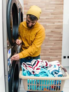 Home tips : चादर टॉवेल किती दिवसांनी धुवावेत.