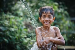Bath After Lunch: খাওয়ার পর স্নানের অভ্যাস রয়েছে? এটি ভাল না খারাপ?