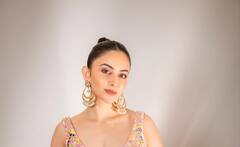 Rakul Preet Singh : இது கண்ணா இல்ல கரண்டா? ரகுல் ப்ரீத் சிங்கின் பளபளக்கும் க்ளிக்ஸ்!