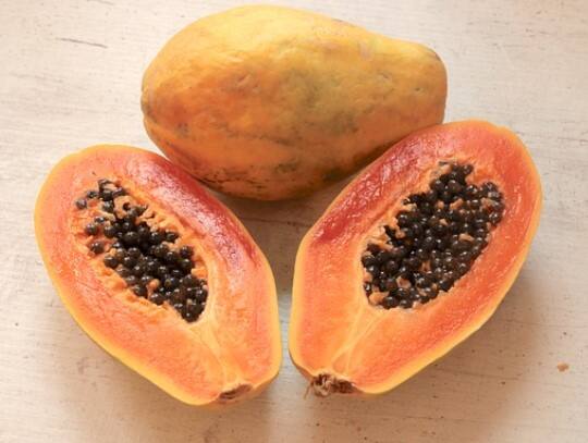 People suffering from this disease should not eat papaya આ બીમારીના લોકોએ ન ખાવુ જોઈએ પપૈયુ,   જાણો શું સમસ્યાઓ થઈ શકે