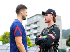 Super Smash 2023-24: Troy Johnson, Nick Kelly Combine For Potential Catch Of The Year - WATCH