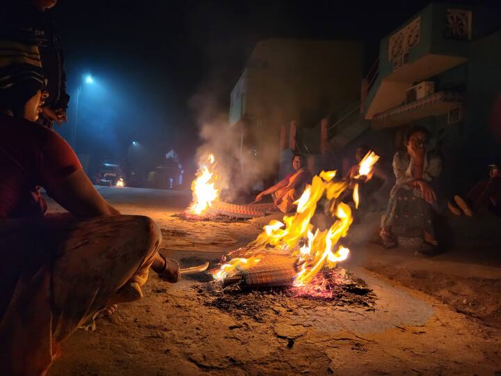 Weather Update Today cold wave increased trouble for next three days rain prediction in south india dense fog imd issues orange alert in this states Weather Today : गारठा वाढणार! सर्वत्र दाट धुक्याची चादर, 'या' भागात पावसाची शक्यता