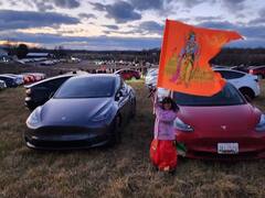 Ayodhya | Huge Rally In America By Ram Bhakts: అమెరికాలో మ్యూజికల్ లైట్ షో, కార్ల ర్యాలీ నిర్వహించిన రామభక్తులు