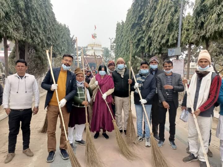अयोध्या के राम मंदिर में रामलला के प्राण प्रतिष्ठा को लेकर के लेकर सीतामढ़ी के पुनौरा धाम में भी लोग काफी उत्साहित नजर आ रहे हैं