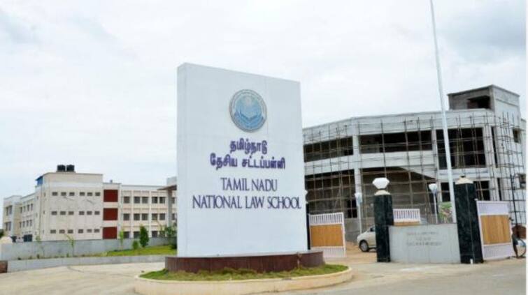 trichy law college student drinking urine mixing cool drinks university enquiry சட்டம் படிக்கும் மாணவர் குடித்த குளிர்பானத்தில் சிறுநீர் கலப்பா? திருச்சியில் கொடூரம்