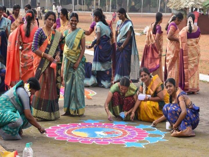 மதுரை ஏ.ஆர்., மைதானத்தில் நடைபெற்ற பொங்கல் விழாவை வரவேற்ற காவலர் குடும்பத்தினர்.
