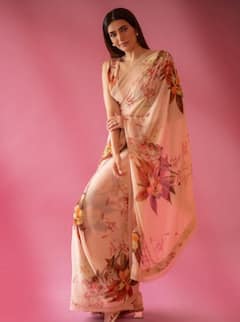 karishma tanna: સાડી લૂકમાં ખૂબ જ ગોર્જિયસ લાગે છે કરિશ્મા તન્ના, જુઓ તસવીરો