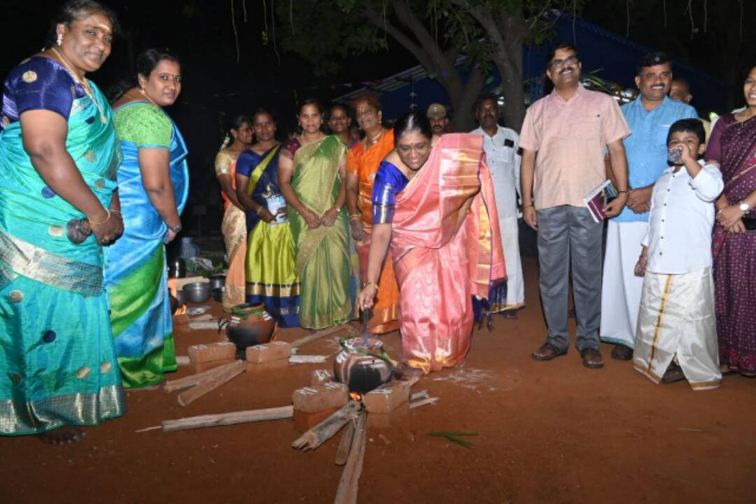 Pongal 2024 : திருச்சியில் சமத்துவ பொங்கல் விழா: உற்சாகமாக கொண்டாடிய காவல்துறையினர்!