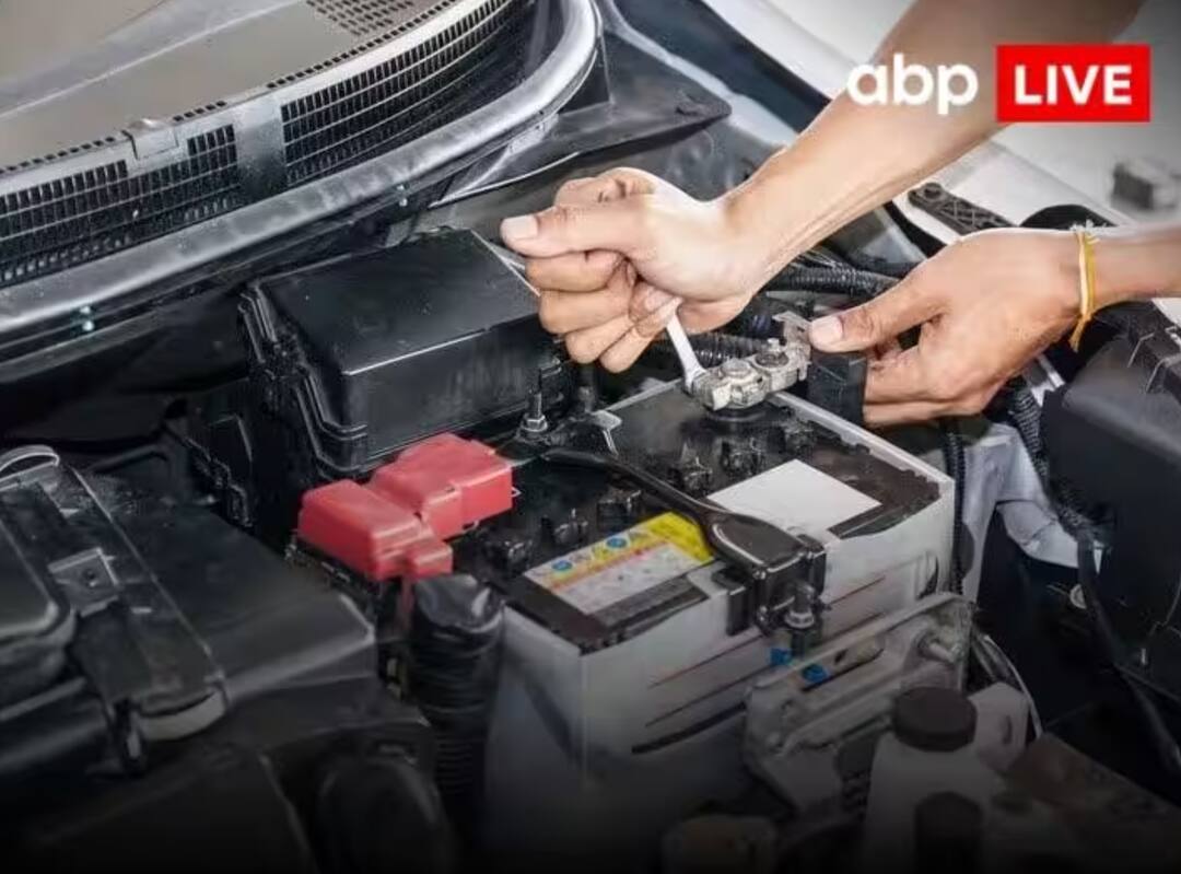 Car Battery Care Tips: ਜੇ ਤੁਸੀਂ ਵੀ ਕਰ ਰਹੇ ਹੋ ਇਹ ਗ਼ਲਤੀ ਤਾਂ ਹੋ ਜਾਓ ਤਿਆਰ, ਕਾਰ ਦੇਣ ਵਾਲੀ ਹੈ ਵੱਡਾ ਝਟਕਾ ! follow these tips to get better performance from your car battery Car Battery Care Tips: ਜੇ ਤੁਸੀਂ ਵੀ ਕਰ ਰਹੇ ਹੋ ਇਹ ਗ਼ਲਤੀ ਤਾਂ ਹੋ ਜਾਓ ਤਿਆਰ, ਕਾਰ ਦੇਣ ਵਾਲੀ ਹੈ ਵੱਡਾ ਝਟਕਾ !