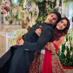 Ira Khan-Nupur Shikhare Pics: रिसेप्शन में पति की बाहों में झूमती दिखीं आयरा खान, नूपुर शिखरे ने शेयर की खूबसूरत तस्वीरें