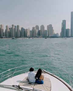 Mukti Mohan Pics: नीले समुद्र के बीच पति कुणाल संग कोजी हुईं मुक्ति मोहन, ब्लू थाई हाई स्लिट ड्रेस में दिए ऐसे-ऐसे पोज, देखें तस्वीरें