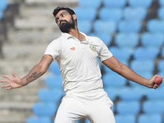 ఇదేం స్పిన్‌ మాయ సామి, 54 బంతుల్లో 53 డాట్సే