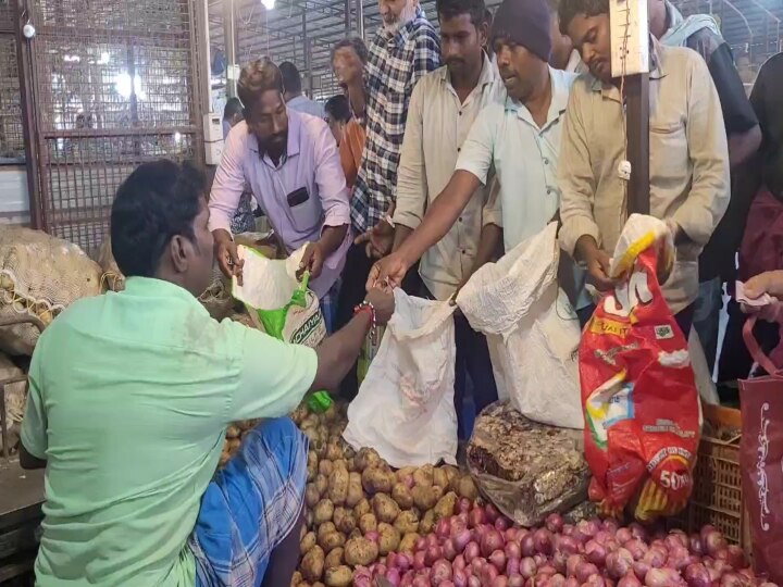 காஞ்சிபுரத்தில் களைகட்டிய பொங்கல் விழா.! கண்ணுக்கெட்டிய தூரமெல்லாம் மக்கள் வெள்ளம்..!