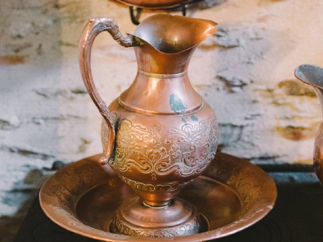 PHOTO NEWS What are the benefits of drinking water in a copper pot