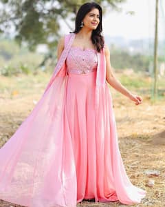 Amritha Aiyer Photos : హనుమాన్ హీరోయిన్ అమృత అయ్యార్ లేటెస్ట్ ఫోటోలు