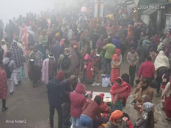 वहीं, हरिद्वार पुलिस ने पूरे गंगा स्नान को अपनी तीसरी नजर में कैद कर लिया जी हां हरिद्वार पुलिस ने सीसीटीवी कैमरे की मदद से इस पूरी जगह पर नजर बनाए रखी.