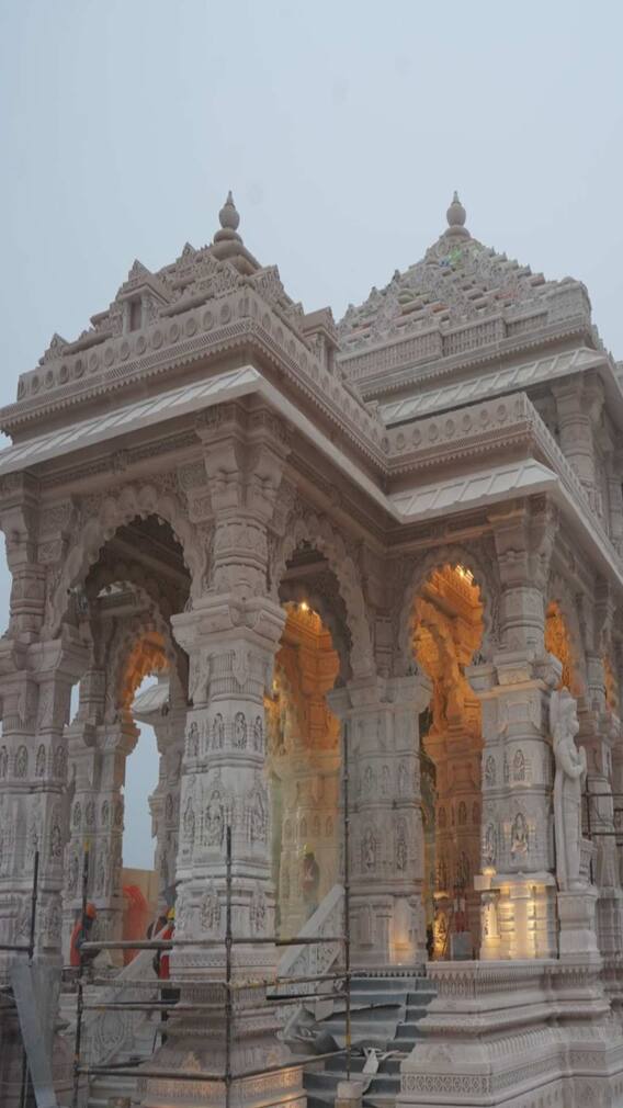 राम मंदिराचे नवे फोटो पाहा...