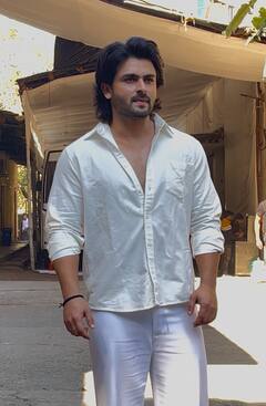 Pics: बॉस लेडी बनकर ‘झलक दिखलाजा 11’ के शूट पर पहुंचीं मलाइका अरोड़ा, मराठी लुक में मनीषा रानी ने लूटी महफिल, देखें तस्वीरें