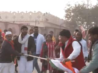 Congress Flag Vandalised Outside Ayodhya Ram Temple As Leaders Pay Obeisance To Ram Lalla — Video