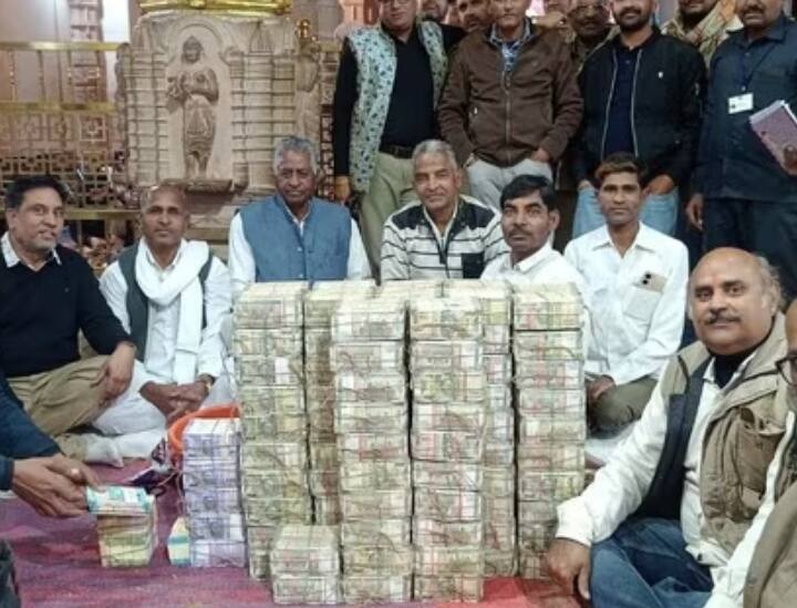 Sanwaliya Seth Mandir Donation Box Reveals Crores of Rupees Counting Continued Since five Days ANN Sanwaliya Seth Mandir: 10 जनवरी को शुरू हुई थी सांवलिया सेठ के 'खजाने' की गिनती, अभी भी  है जारी, अब तक मिले इतने करोड़ रुपये