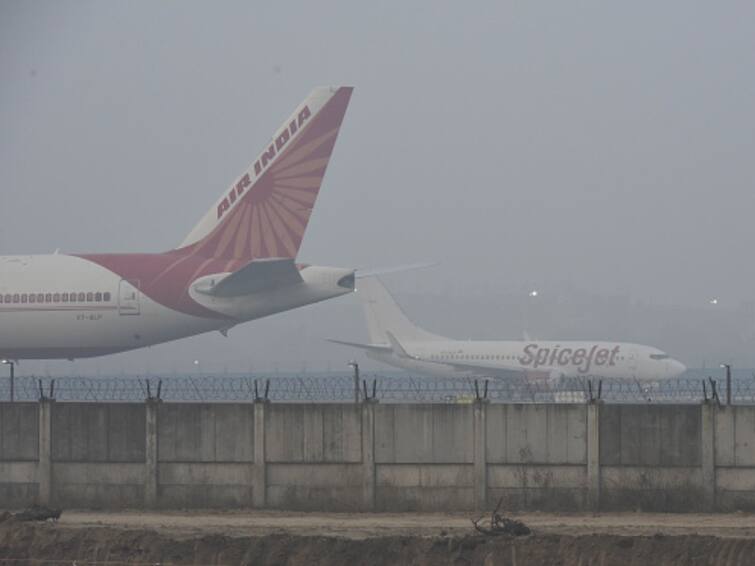 Delhi Airport Fog Delays Expedite Operation Of CAT III Enabled 4th Runway Jyotiraditya Scindia Delhi Flight Delays: Aviation Minister Takes Note, Shares Plan To Tackle Issue