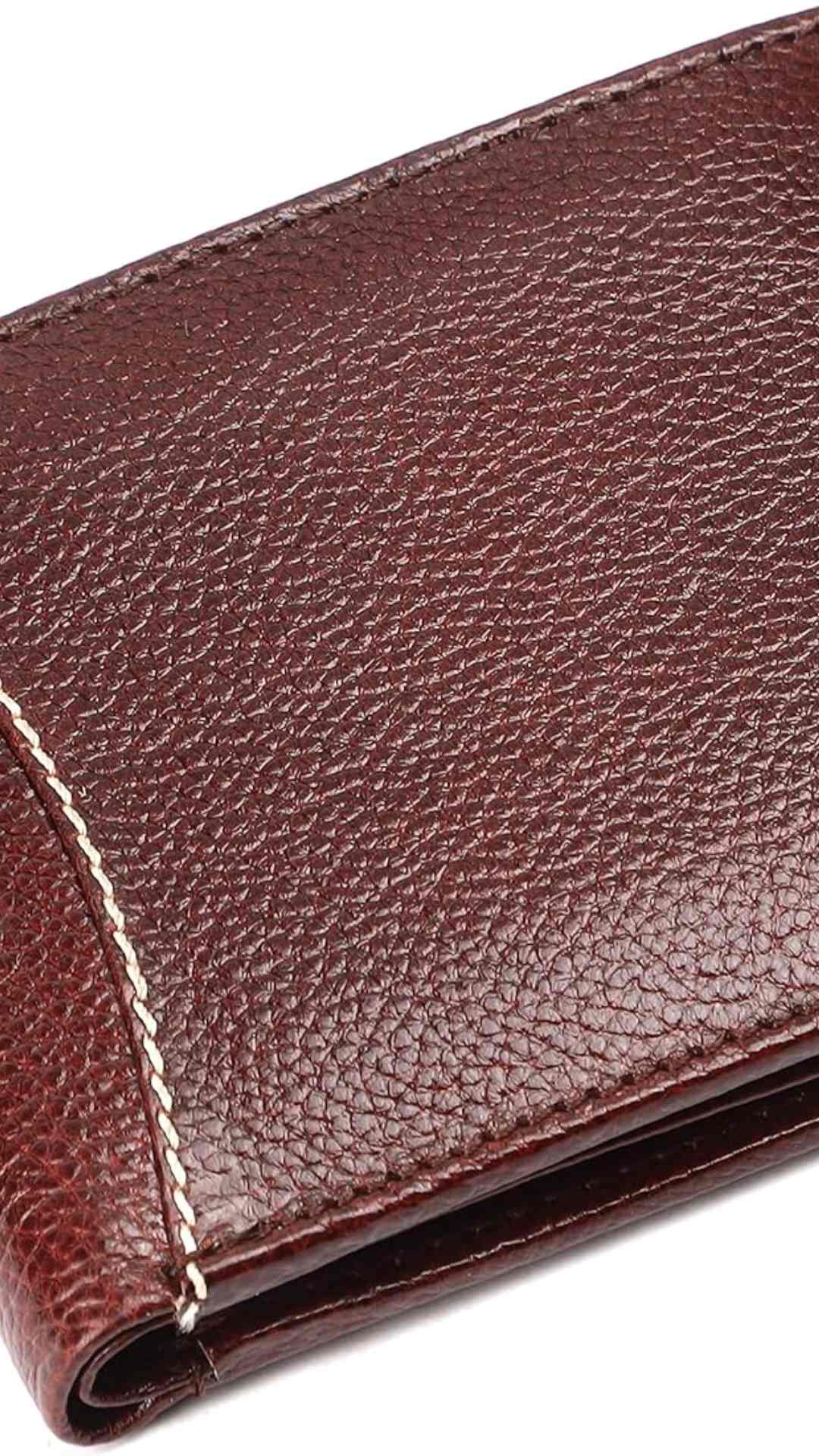 Wallet Tips: इस रंग के पर्स का करें इस्तेमाल, हमेशा पैसों से भरी रहेगी जेब,  Use this color purse, your pocket will always be full of money