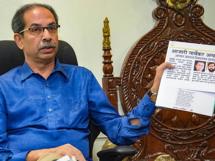 अयोग्यता याचिकाओं पर अपने फैसले में 10 जनवरी को विधानसभा अध्यक्ष ने प्रतिद्वंद्वी खेमों के किसी भी विधायक को अयोग्य नहीं ठहराया था.