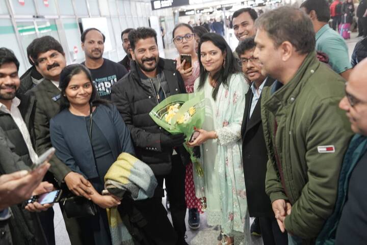 తెలంగాణలో కొత్త ప్రభుత్వ దార్శనికతను, ప్రాధాన్యతలను దిగ్గజ కంపెనీల ప్రతినిధులకు వివరించనున్నారు. ఐటీ రంగంలో అగ్రగామిగా, జీవ వైద్య శాస్త్ర రంగానికి ముఖ్య కేంద్రంగా అభివృద్ధి చెందిన తెలంగాణ బలాలను ప్రపంచానికి చాటి చెప్పి, భారీ పెట్టుబడులను ఆకర్షించడమే లక్ష్యంగా దేశ, అంతర్జాతీయంగా ఉన్న ప్రముఖ కంపెనీల ప్రతినిధులతో సమావేశం కానున్నారు.
