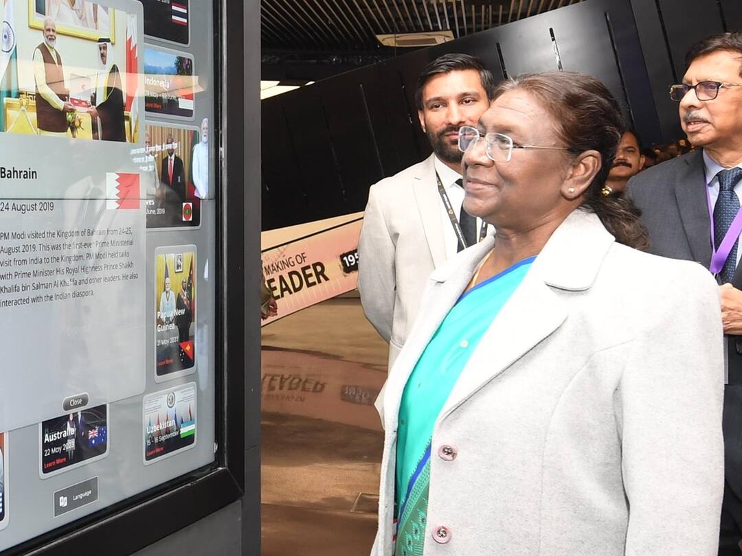 'Illuminating Experience': Prez Murmu Becomes First Visitor Of Narendra Modi Gallery At PM Sangrahalaya Prez Murmu Visits Pradhanmantri Sangrahalaya, 'Narendra Modi Gallery' To open For Public Soon 'Illuminating Experience': Prez Murmu Becomes First Visitor Of Narendra Modi Gallery At PM Sangrahalaya