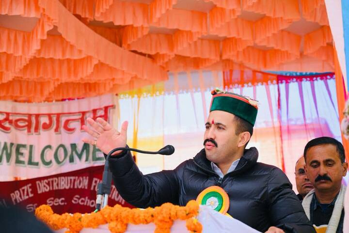 लोक निर्माण मंत्री ने कहा कि लोकसभा चुनाव में पार्टी उनकी जो ड्यूटी लगाएगी, वह उसका निर्वहन पूरी निष्ठा के साथ करेंगे. मौजूदा वक्त में भी पार्टी की ओर से उन्हें जो जिम्मेदारी दी गई है, वह उसका कर्तव्यनिष्ठा के साथ पालन कर रहे हैं. (फाइल फोटो)