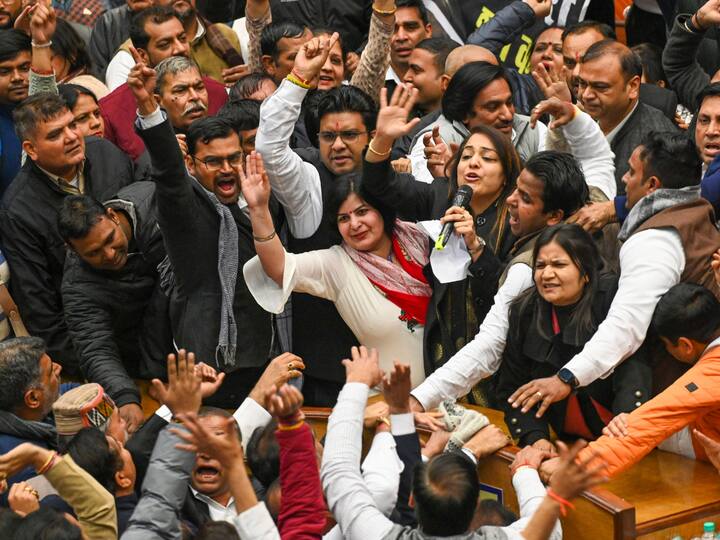 MCD Ruckus: Delhi Mayor Slams BJP For 'Hooliganism' As Oppn Questions 'Unconstitutional Agenda' MCD Ruckus: Delhi Mayor Slams BJP For 'Hooliganism' As Oppn Questions 'Unconstitutional Agenda'