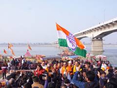 रामलला के दरबार में पहुंची कांग्रेस, अजय राय को मिला गदा, आचार्य सत्येंद्रदास ने दी खाने को खिचड़ी