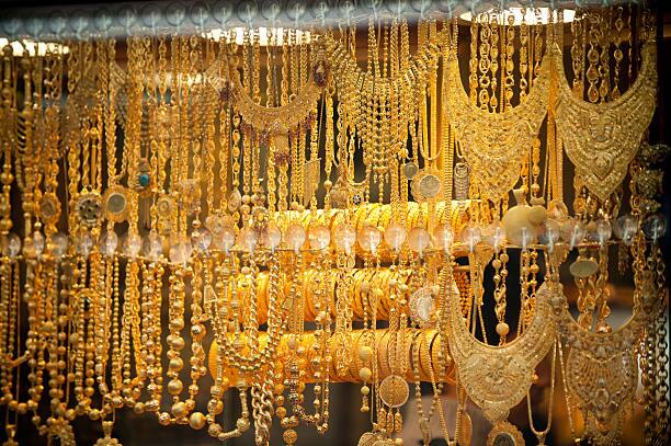 gold rate today silver rate today 16 january gold and silver latest price in mumbai  pune nashik nagpur jalgaon delhi chennai kolkata check latest rate here Gold Rate Today : सोन्याला झळाळी, चांदी चकाकली! आज सोने-चांदीचा भाव काय? जाणून घ्या