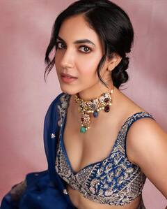 Ritu Varma Photos: పండుగ కళ కాదు, రీతూ వర్మకు పెళ్లి కళ వచ్చినట్టు లేదూ?