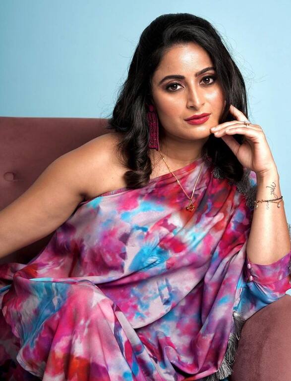 उन्होंने ऐश्वर्या पर आरोप लगाते हुए ये कहा था कि एक्ट्रेस ने उन्हें रिलेशनशिप में धोका दिया था. बिना कुछ कहे उन्होंने चुपचाप ये रिश्ता अचानक खत्म कर दिया था.