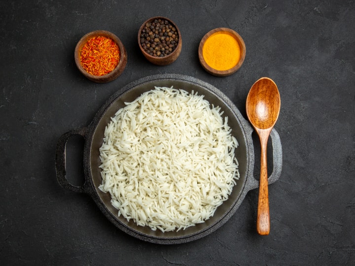 बासमती चावल को यूं ही सबसे बेहतरीन चावल नहीं कहा जाता, इसी खूूशबू और स्वाद की दुनिया दीवानी है जो अब हाल ही मेें फूड और ट्रेवल गाइड टेस्ट एटलस द्वारा जारी की गई रिपोर्ट से भी साबित हो गया है.