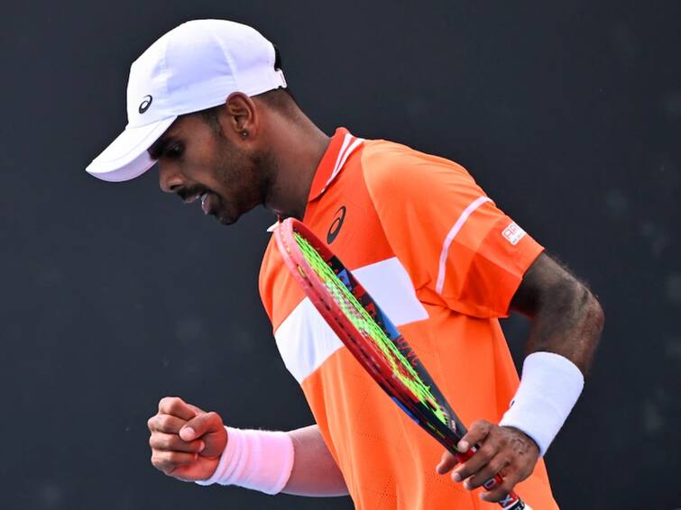 indias tennis star sumit nagal script history in australian open 2024 become1st indian to beat seeded player in 35 years Australian Open 2024: ஆஸ்திரேலிய ஓபனில் சுமித் நாகல் வரலாற்று சாதனை.. தரவரிசை வீரரை வீழ்த்தி இரண்டாம் சுற்றுக்கு முன்னேற்றம்!