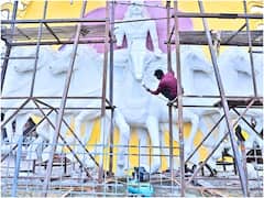 Ram Mandir Pran Pratishtha: प्राण प्रतिष्ठा से पहले सजकर तैयार हो रही रामनगरी, पेंटिंग से लेकर चमचमाते सूर्यस्तंभ मोह लेंगे मन