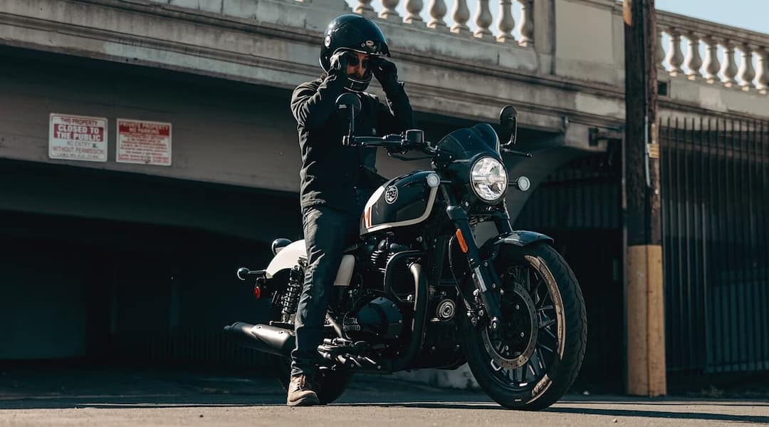 royal-enfield-launched-their-shotgun-650-in-indian-market Royal Enfield নতুন শটগান 650 লঞ্চ করেছে, জেনে নিন দাম ও স্পেসিফিকেশন