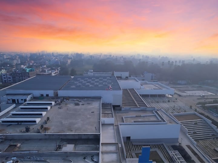 भवन निर्माण मंत्री अशोक चौधरी ने मंगलवार को राजधानी पटना बन रहे ए.पी.जे अब्दुल कलाम साइंस सिटी का फोटो अपने एक्स पर शेयर किया है.