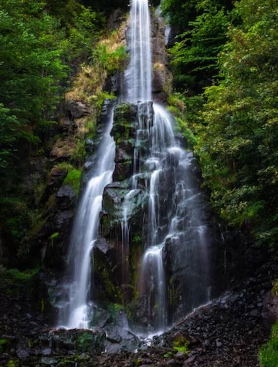 नेपाल के इन वाटरफॉल की खूबसूरती देखकर रह जाएंगे दंग