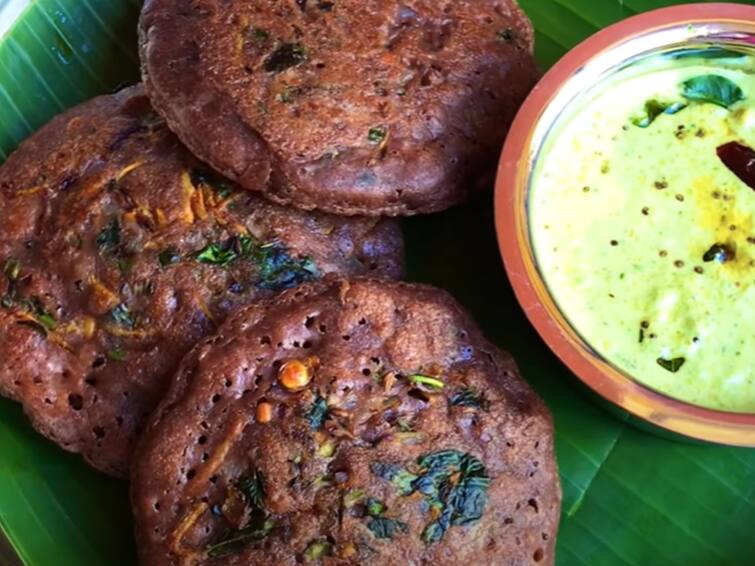 ragi bun dosa healthy breakfast recipe Ragi bun dosa :கால்சியம், இரும்புச்சத்து நிறைந்த கேழ்வரகு பன் தோசை...செய்முறை இதோ...