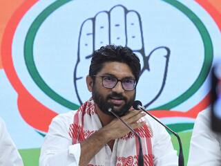 Congress's Jignesh Mevani And 30 Others Acquitted In 2017 Rail Blockade Case