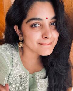 Nivetha Thomas : సంక్రాంతి శుభాకాంక్షలతో నివేదా థామస్.. తెరపైకి వచ్చేది ఎన్నడో మరి