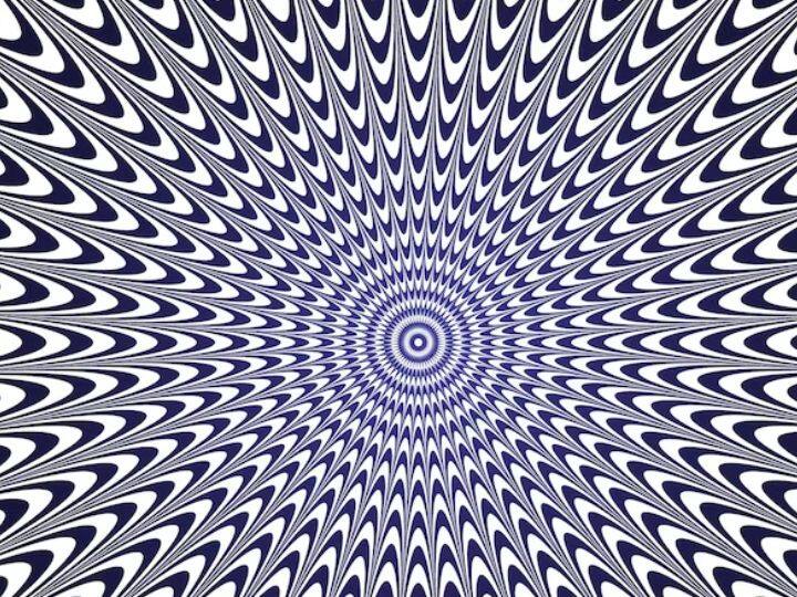 सोशल मीडिया पर आपको कभी कभार ऐसी चीज़ें देखने को मिल जाती हैं. जिन्हें देखने के बाद आपका दिमाग़ चकरा जाता है.