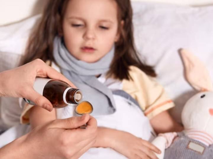 Can babies take cough medicine or syrup कब से बच्चों को देना चाहिए कफ सिरप? जानिए क्या कहते हैं एक्सपर्ट