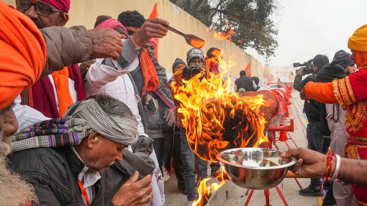 ২২ জানুয়ারি রাম মন্দিরের উদ্বোধন করবেন প্রধানমন্ত্রী নরেন্দ্র মোদি। তার এক সপ্তাহ আগে, কাল থেকেই শুরু হয়েছে নানারকম আচার-বিধি পালন