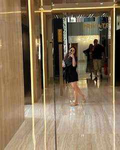 Nidhi Shah Pics: दुबई में वेकेशन मना रही हैं ‘अनुपमा’ की संस्कारी बहू ‘किंजल’, पानी के बीच दिए ऐसे पोज कि फोटो देख उड़े फैंस के होश