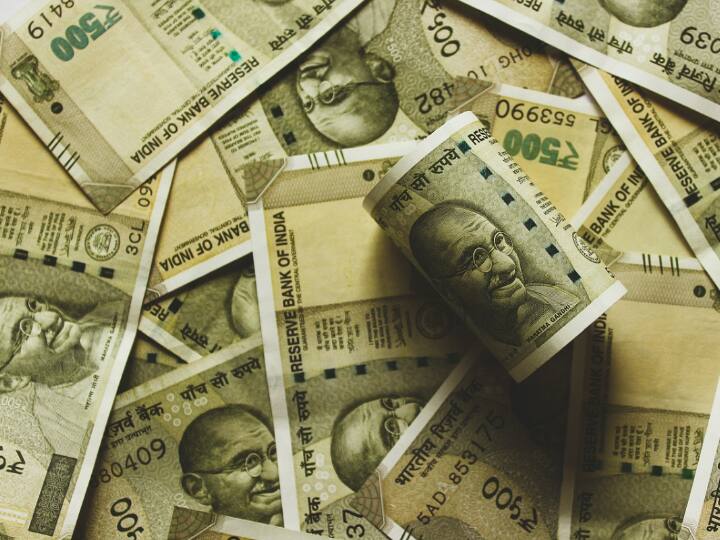 It is not the dollar but it is the strongest currency in the world see where the Indian Rupee is in the list डॉलर नहीं बल्कि ये है दुनिया की सबसे मजबूत करेंसी, देखें लिस्ट में किस स्थान पर है भारतीय रुपया